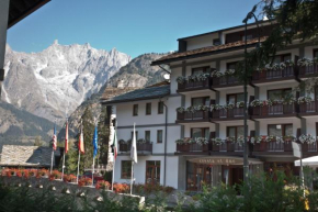 Отель Cresta Et Duc Hotel, Курмайор